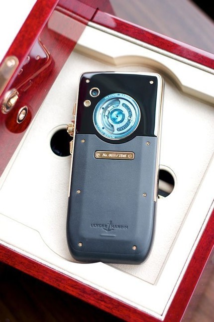 Ngắm chiếc smartphone đắt gi&aacute; nhất h&agrave;nh tinh 1