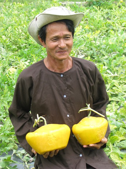 Chi&ecirc;m ngưỡng những m&oacute;n qu&agrave; Tết si&ecirc;u xa xỉ 11