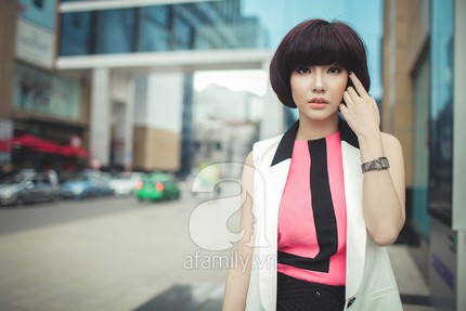 Thanh lịch với trang phục c&ocirc;ng sở họa tiết tươi tắn 11