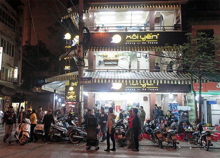 10 quán vỉa hè đắt khách ở Hà Nội 12
