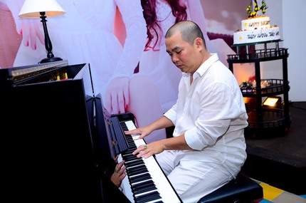 Diễm My 9X c&ocirc;ng khai bạn trai đại gia 11