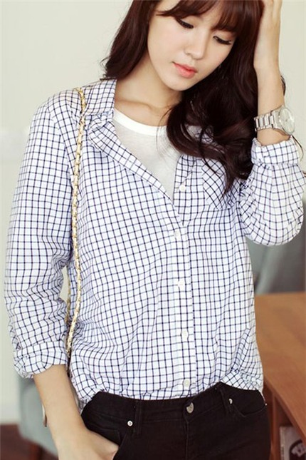 Biến tấu mới lạ với sơ mi kẻ sọc cho n&agrave;ng c&ocirc;ng sở 3