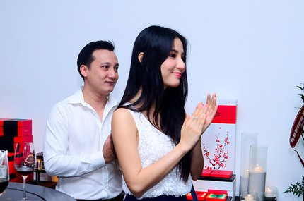 Diễm My 9X c&ocirc;ng khai bạn trai đại gia 2