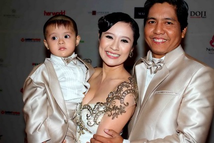 Những gia đ&igrave;nh "sao" vẹn to&agrave;n nhất showbiz Việt 6