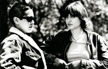 Những người t&igrave;nh thuộc cả hai giới của Angelina 2