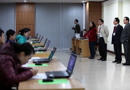 Văn ph&ograve;ng Ch&iacute;nh phủ cũng c&oacute; người nh&agrave;n rỗi 1