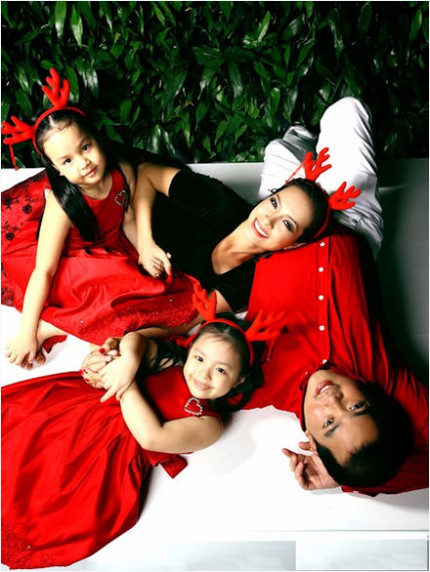 Những gia đ&igrave;nh "sao" vẹn to&agrave;n nhất showbiz Việt 8