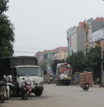 T&igrave;m đến "vương quốc" h&agrave;ng giả, h&agrave;ng nh&aacute;i 2