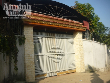 Con đốt nh&agrave; tiền tỷ v&igrave; mẹ kh&ocirc;ng cho tiền 7