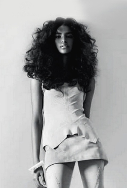 Tạo kiểu thật phong c&aacute;ch với t&oacute;c xơ rối 7