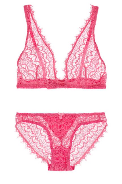 Mẫu nội y mới nhất theo cung ho&agrave;ng đạo 14