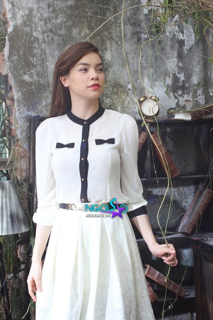 Mỹ nh&acirc;n Việt đọ nhan sắc khi "đụng h&agrave;ng" 4