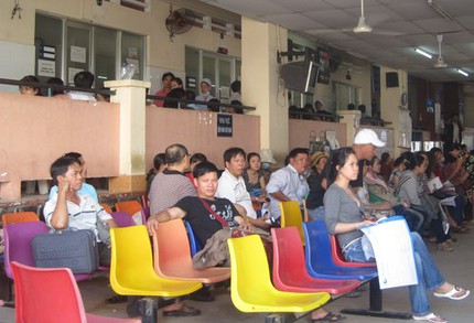 Sử dụng khẩu trang đ&uacute;ng c&aacute;ch để ph&ograve;ng bệnh 1