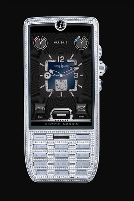 Ngắm chiếc smartphone đắt gi&aacute; nhất h&agrave;nh tinh 2