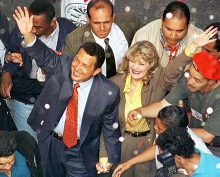 Cuộc đời Tổng thống Hugo Chavez qua ảnh 4