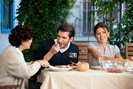 B&ocirc;́i r&ocirc;́i với chồng là &ldquo;con cưng của mẹ&rdquo; 1