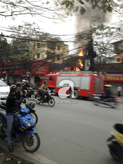 H&agrave; Nội: Nổ lớn ở phố Th&aacute;i H&agrave; 3
