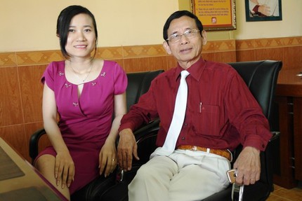 Đại gia Lê Ân: 'Dư sức cưới vợ 18 tuổi, chỉ mất 10 phút' 1 Đại gia Lê Ân: 'Dư sức cưới vợ 18 tuổi, chỉ mất 10 phút' 1