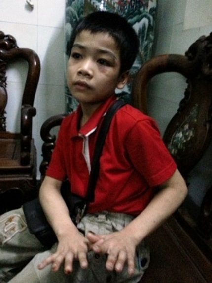 TP HCM: Bắt khẩn cấp kẻ h&agrave;nh hạ d&atilde; man 4 đứa trẻ 1