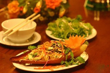 Những m&oacute;n ăn Việt được du kh&aacute;ch nước ngo&agrave;i y&ecirc;u th&iacute;ch nhất 11