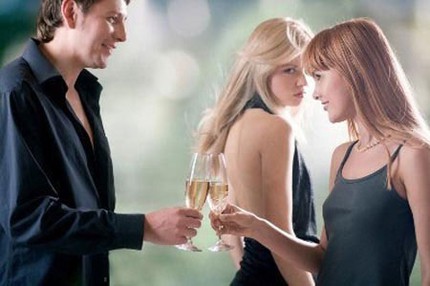 Chồng ngoại tình, phụ nữ nên xem lại mình 1
