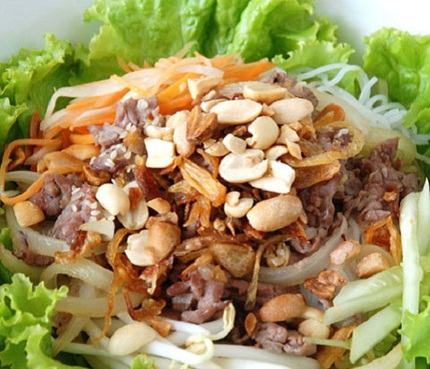 Những m&oacute;n ăn Việt được du kh&aacute;ch nước ngo&agrave;i y&ecirc;u th&iacute;ch nhất 12