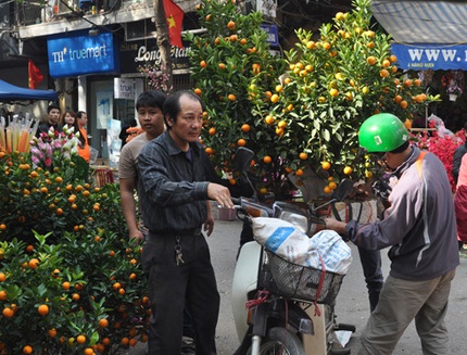 H&agrave; Nội bắt đầu nhộn nhịp sắm Tết 5