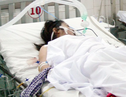 Tự tử sau khi cắt 'của qu&yacute;' &ocirc;ng chồng 1