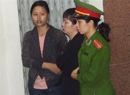 Ch&acirc;n dung những nữ qu&aacute;i r&uacute;t ruột ng&agrave;n tỷ từ ng&acirc;n h&agrave;ng 3