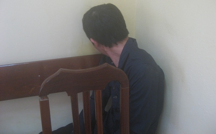 Nghiện "t&igrave;nh dục bẩn", người đ&agrave;n &ocirc;ng đồng t&iacute;nh bị tống tiền 1