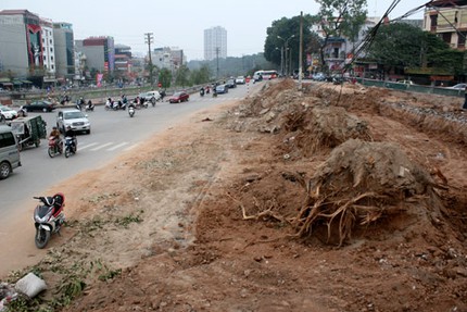 Quan t&agrave;i trong mộ cổ ở H&agrave; Nội được xếp bằng gạch 1